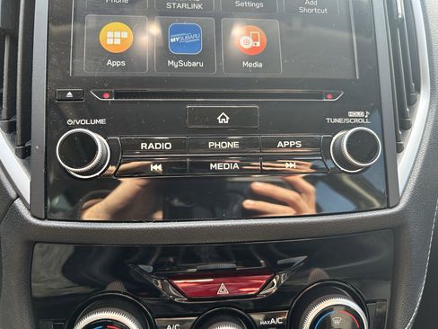 Used 2023 Subaru Forester Limited image 18