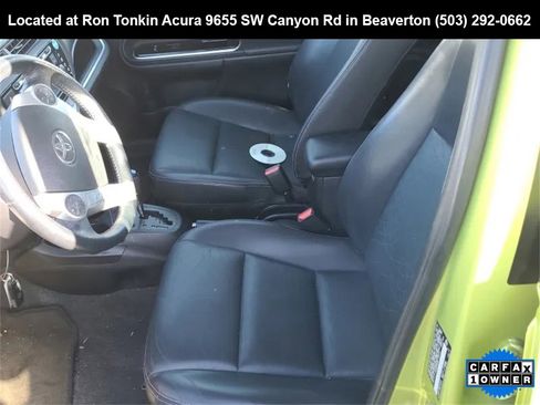 Used 2016 Toyota Prius C Four image 7