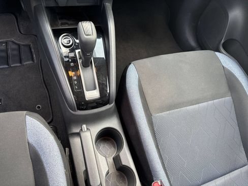 Used 2025 Nissan Versa SV FWD image 39