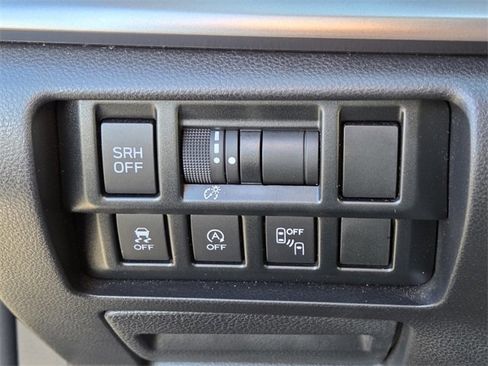 Used 2020 Subaru Crosstrek 2.0i Limited w/ Popular Package #2 image 22