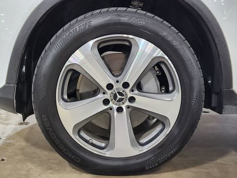 Used 2019 Mercedes-Benz GLC 300 image 26