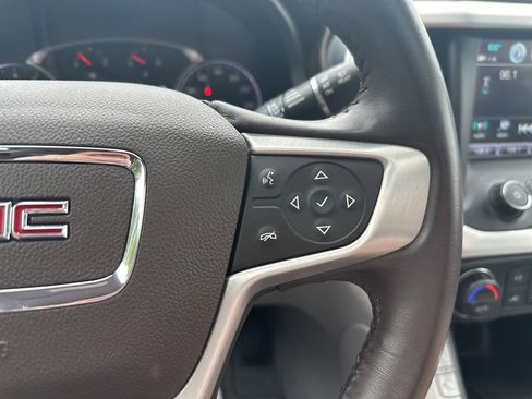 Used 2019 GMC Acadia SLT FWD image 24