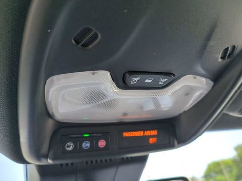 Used 2024 GMC Canyon Elevation RWD image 22