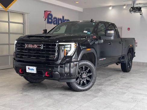 Certified 2024 GMC Sierra 2500 AT4 image 2