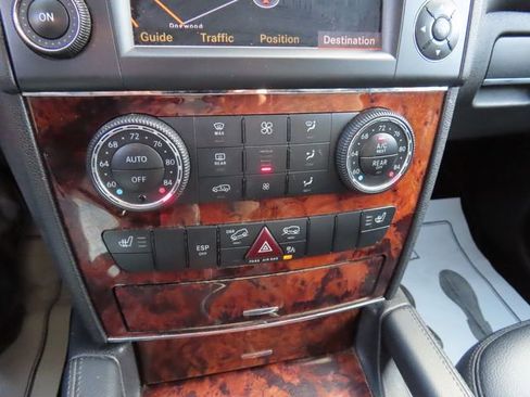 Used 2011 Mercedes-Benz ML 350 4MATIC image 29