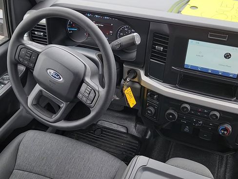 New 2026 Ford F250 XL AWD/4WD image 6