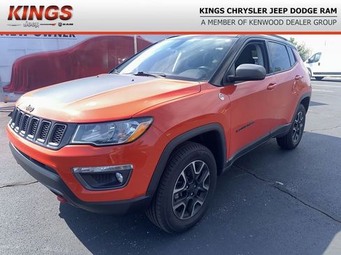 Used 2020 Jeep Compass Trailhawk image 1