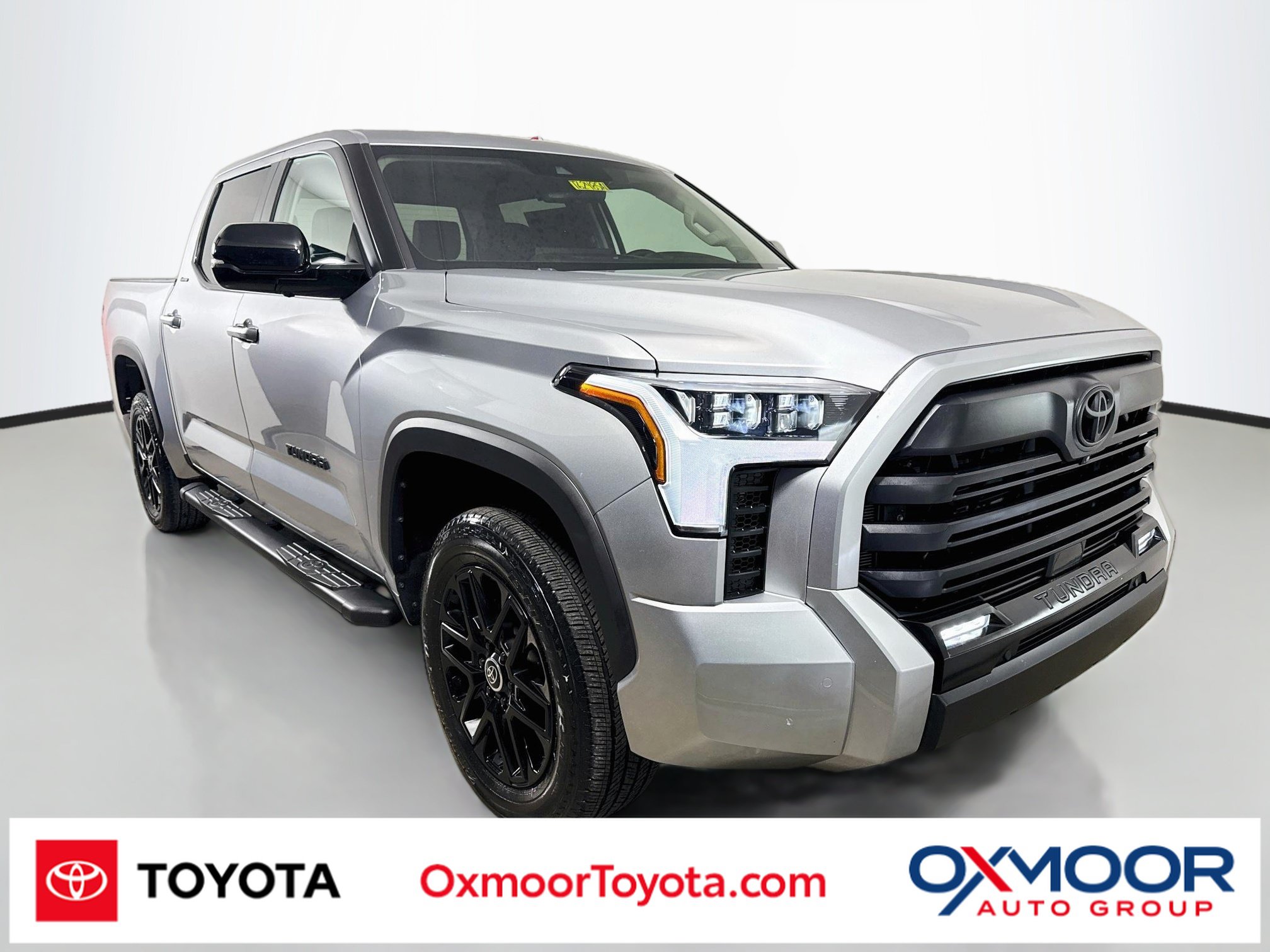 Used 2024 Toyota Tundra Limited AWD/4WD image 1