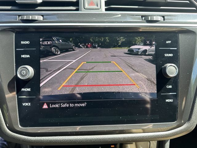 Used 2023 Volkswagen Tiguan SE FWD image 26