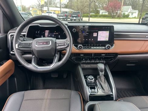 Used 2024 GMC Canyon AT4 w/ Canyon Safety Plus Package AWD/4WD image 23