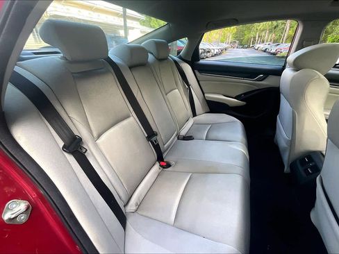 Used 2019 Honda Accord EX image 21