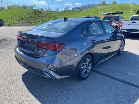 Used 2024 Kia Forte GT-Line w/ GT-Line Premium Package FWD image 3