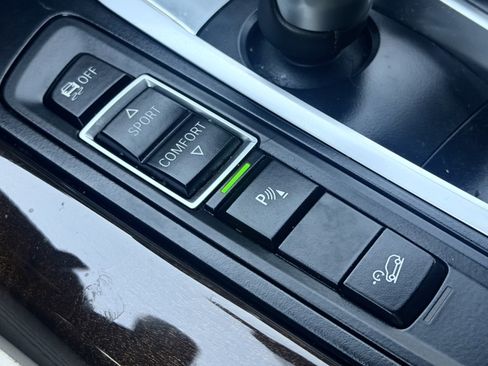 Used 2017 BMW X5 xDrive40e AWD/4WD image 39