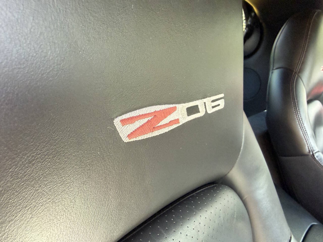 Used 2007 Chevrolet Corvette Z06 w/ Preferred Equipment Group RWD image 20