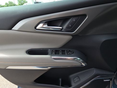 New 2026 Chevrolet Traverse LT FWD image 13