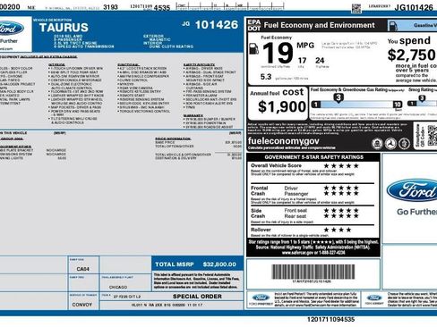 Used 2018 Ford Taurus SEL image 11