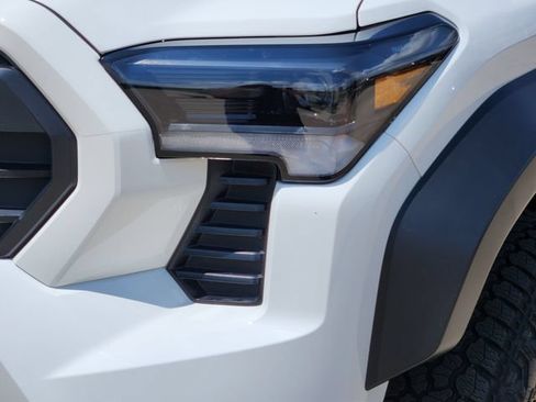 New 2025 Toyota Tacoma 4x4 Double Cab Hybrid image 7