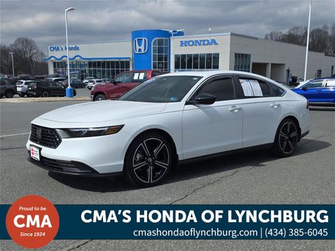 Used 2025 Honda Accord Sport image 1