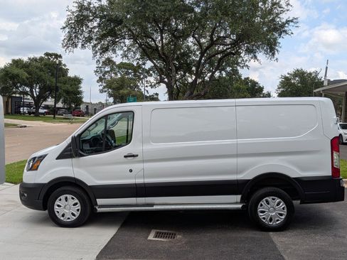 Used 2024 Ford Transit 250 Low Roof w/ Exterior Upgrade Package RWD image 8
