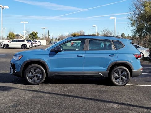 New 2026 Volkswagen Taos S FWD image 8