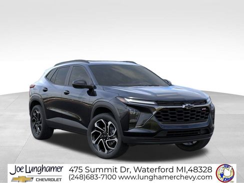 New 2026 Chevrolet Trax RS w/ Sunroof Package FWD image 7