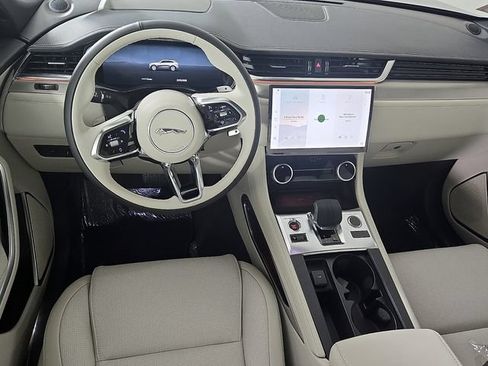 New 2026 Jaguar F-PACE R-Dynamic S AWD/4WD image 8