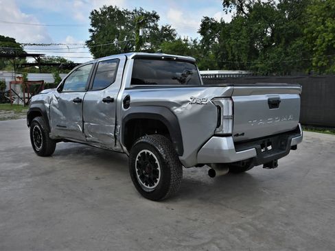 Used 2024 Toyota Tacoma TRD Off-Road AWD/4WD image 3
