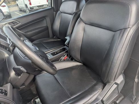 Used 2019 Ford Ranger XL w/ Equipment Group 101A Mid RWD image 15