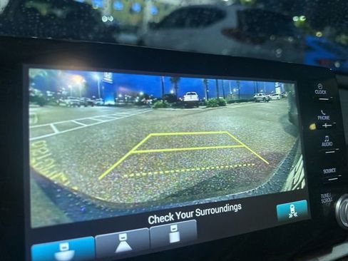 Used 2019 Honda Accord EX image 7