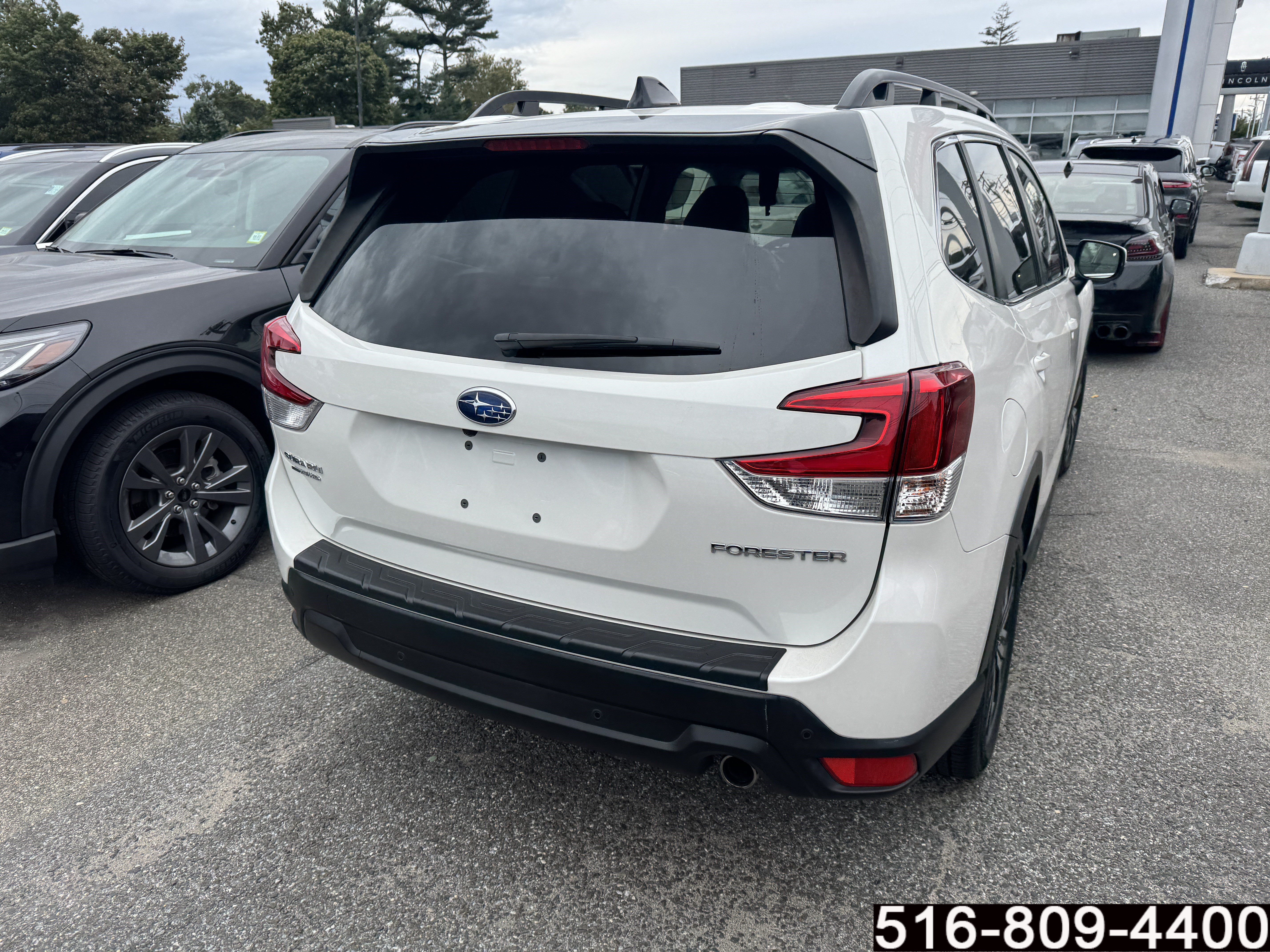 Used 2024 Subaru Forester Limited AWD/4WD image 5