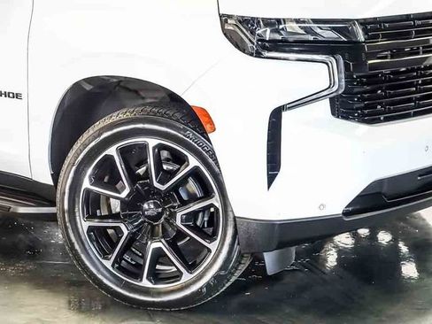 Used 2023 Chevrolet Tahoe RST w/ Luxury Package AWD/4WD image 4