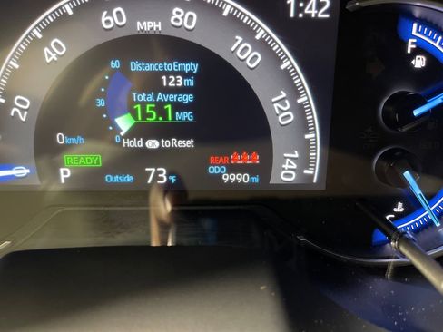 Certified 2025 Toyota RAV4 LE AWD/4WD image 19