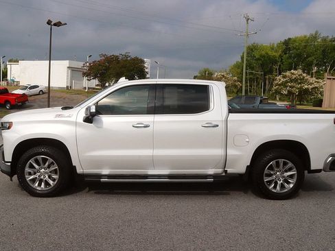 Used 2019 Chevrolet Silverado 1500 LTZ w/ LTZ Premium Package AWD/4WD image 4
