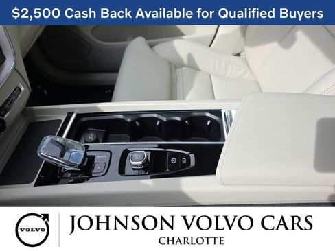 New 2026 Volvo XC60 T8 Ultra w/ Protection Package Premier image 26