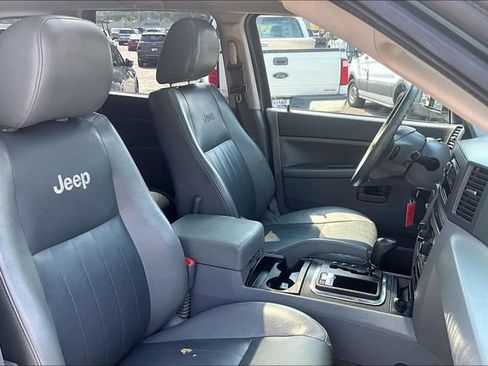 Used 2005 Jeep Grand Cherokee Laredo AWD/4WD image 7