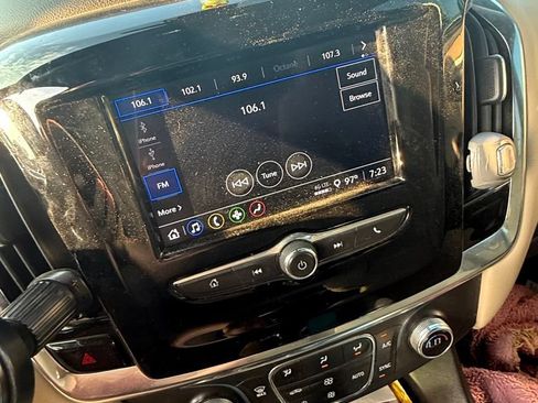 Used 2023 Chevrolet Traverse LS w/ Safety Package FWD image 13