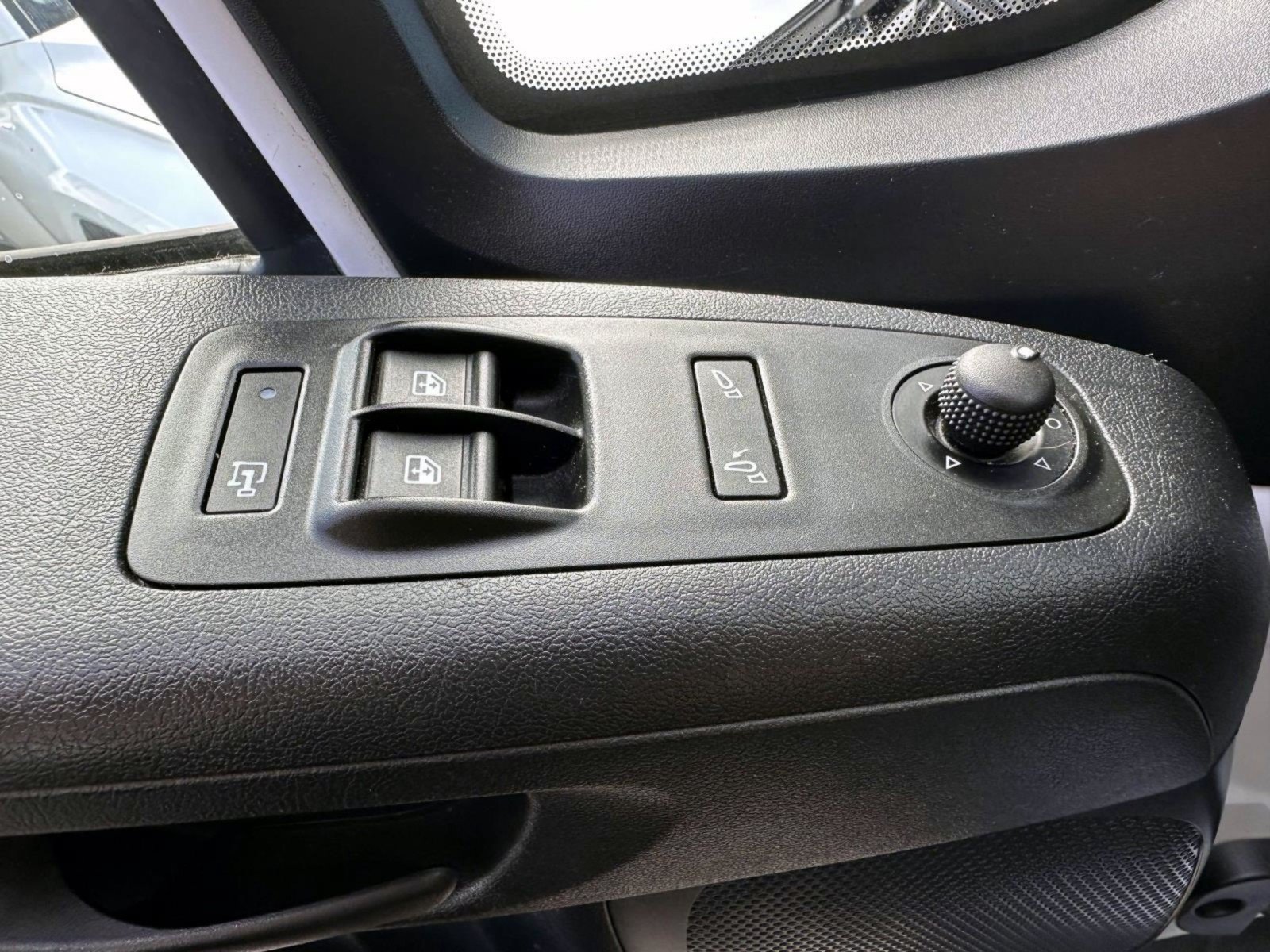 Used 2023 RAM ProMaster 3500 w/ Driver Convenience Group FWD image 13