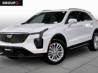 Used 2024 Cadillac XT4 Luxury w/ Cold Weather Package AWD/4WD video 1