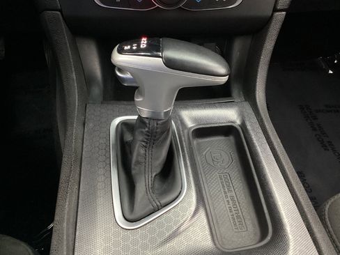 Used 2018 Dodge Charger SXT Plus image 36