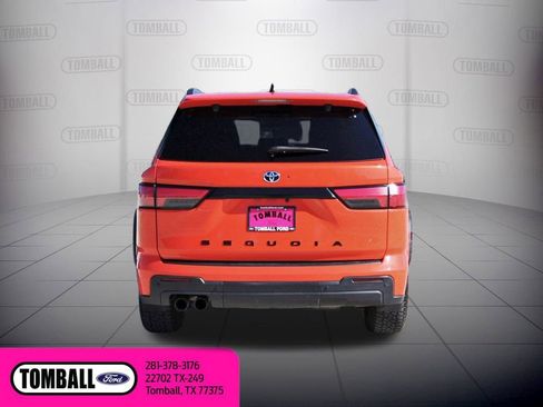 Used 2023 Toyota Sequoia image 6