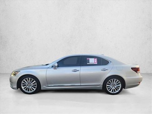 Used 2015 Lexus LS 460 AWD w/ Comfort Package image 9