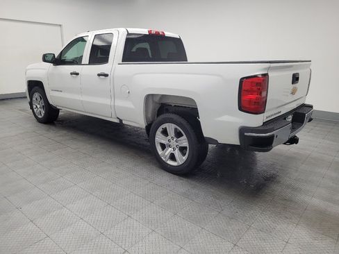 Used 2017 Chevrolet Silverado 1500 Custom w/ Custom Convenience Package RWD image 3