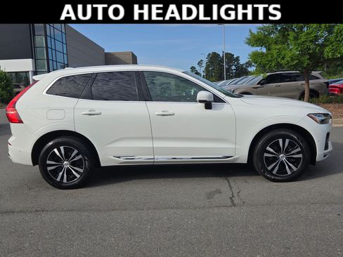 Used 2022 Volvo XC60 T8 Inscription Expression AWD/4WD image 8