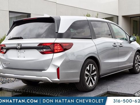 Used 2025 Honda Odyssey EX-L image 21