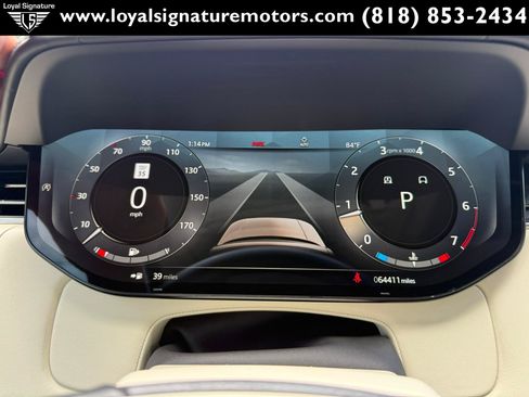 Used 2022 Land Rover Range Rover Long Wheelbase SE AWD/4WD image 36