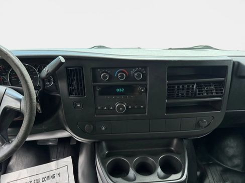 Used 2013 Chevrolet Express 3500 image 12