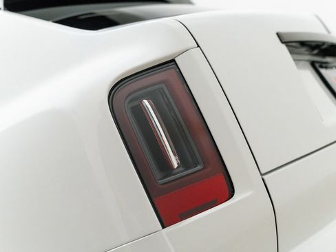 Used 2025 Rolls-Royce Cullinan Black Badge AWD/4WD image 5