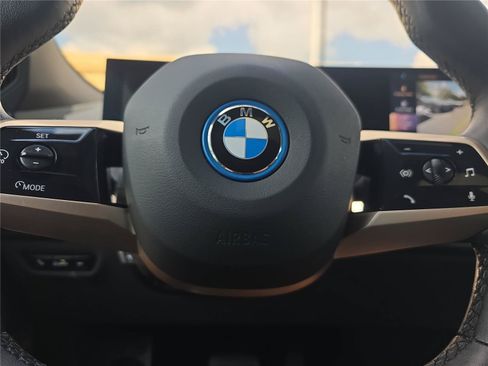 Used 2024 BMW iX xDrive50 w/ Premium Package AWD/4WD image 22