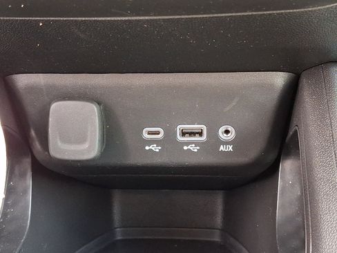 Certified 2023 Chevrolet TrailBlazer LT w/ Convenience Package FWD image 26