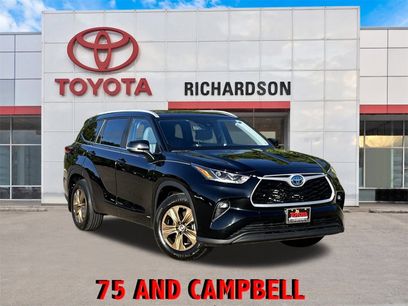 Used 2023 Toyota Highlander Bronze Edition